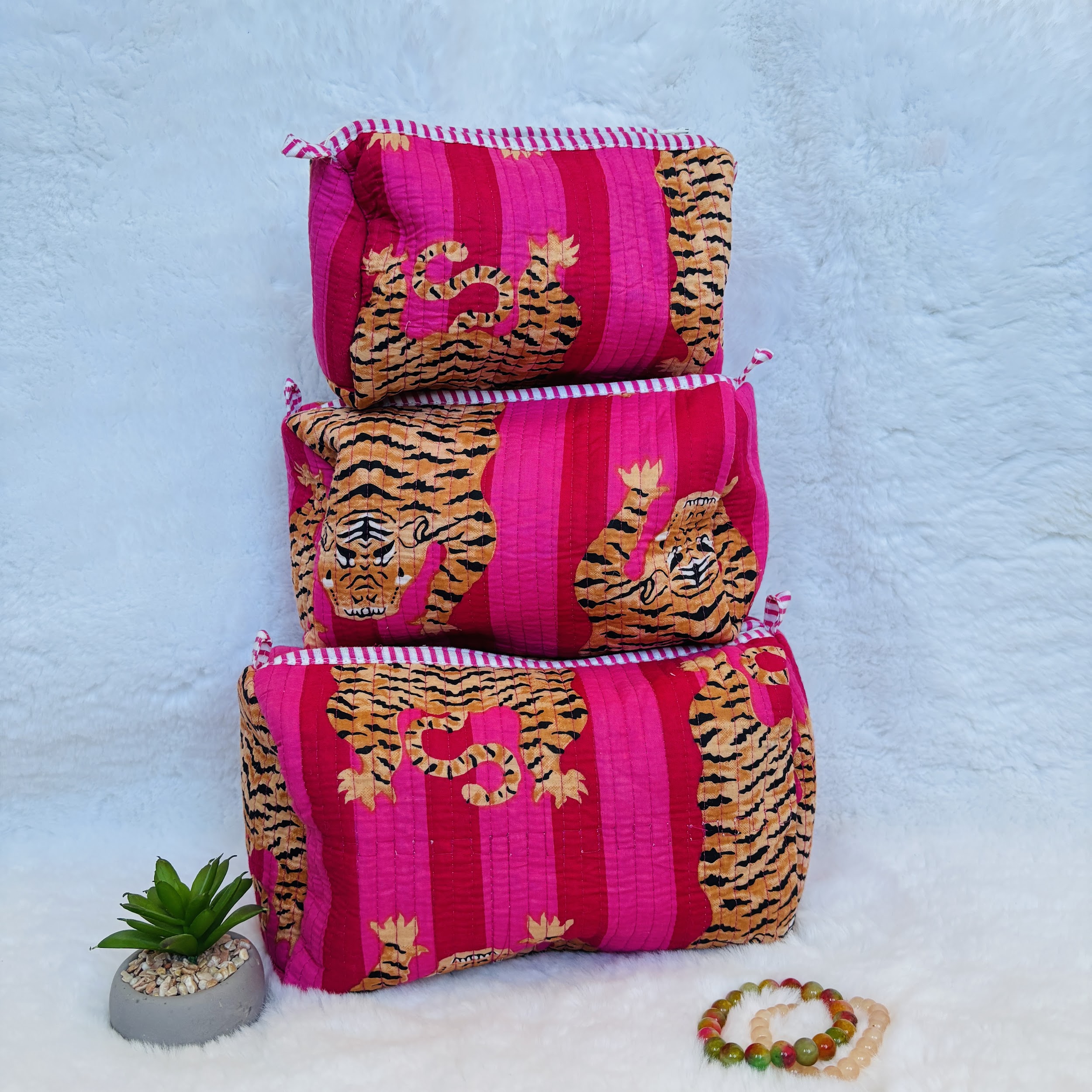 Beautiful & Handy 3 Pc Quilted Wash Bag | Makeup | Stationery | Assorted Tiger Print